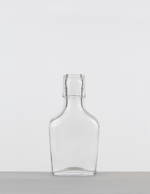 Taschenflasche 100 ml weiß Lochmd.