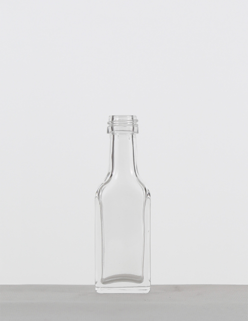 Kirschwasser 20 ml weiß PP 18 stand.